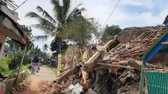 Sekda Cianjur Sampaikan Kabar Baik untuk Korban Gempa yang Rumahnya Rusak Berat - GenPI.co JABAR