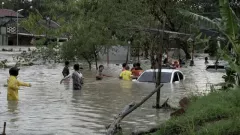Langganan Banjir, Warga Perumahan Dinar Indah di Semarang Akan Direlokasi - GenPI.co JATENG