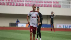 Kalah Beruntun, Pelatih Madura United Minta Mundur, Sudah Capek - GenPI.co JATIM