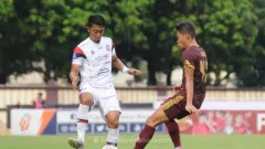 Kalah Lawan PSM Makassar, Javier Roca Sebut Laga Sulit - GenPI.co JATIM