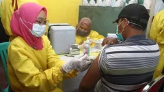 Vaksinasi Covid-19 Digelar di Klinik Polres dan Singkawang Grand Mall - GenPI.co KALBAR