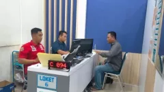 208 Dokumen Perjalanan RI Ditunda oleh Imigrasi Singkawang - GenPI.co KALBAR