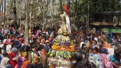Pasar Mbrumbung Rembang Gelar Kirab Budaya Dumbeg Nusantara - GenPI.co