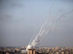 Hamas Tinjau Proposal Israel untuk Gencatan Senjata di Gaza - GenPI.co KEPRI