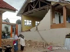 422 Unit Bangunan Lembaga Pendidikan Rusak Akibat Gempa Cianjur - GenPI.co KALTIM