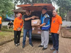 Korban Gempa Cianjur Terharu Terima Bantuan via PT Pos Indonesia - GenPI.co