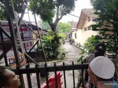 Pascaledakan Bom, Polsek Astanaanyar Dikosongkan Sementara - GenPI.co