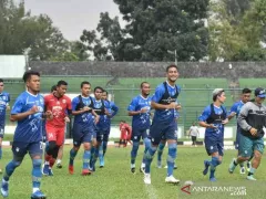 Jelang Persib Bandung vs PSS Sleman, Polisi Bakal Periksa Stadion Siliwangi - GenPI.co JATIM