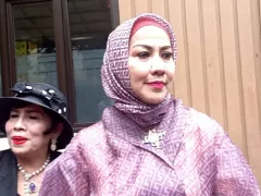 Maju Calon Anggota DPR, Venna Melinda Bingung Suara Hilang 7 Ribu - GenPI.co JATIM