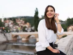 Cara Sederhana Mengelola Stres dan Kecemasan, Bikin Pikiran Rileks - GenPI.co