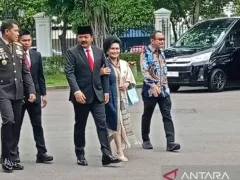Hadi Tjahjanto Dilantik Jokowi Jadi Menko Polhukam - GenPI.co JABAR