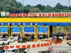 One way Berakhir, Arus Lalu Lintas di Gerbang Tol Kalikangkung Kembali Normal 2 Arah - GenPI.co KALBAR