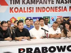 TKN: 100 Ribu Pendukung Prabowo-Gibran Aksi di MK untuk Jawab Tuduhan Disuap Bansos - GenPI.co KEPRI