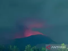 Gunung Ibu Kembali Meletus, Lontarkan Abu Vulkanik Setinggi 1 Km - GenPI.co JATENG