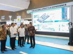 Jokowi Kunjungi PEVS 2024, Dirut PLN Paparkan Kesiapan Ekosistem Kendaraan Listrik - GenPI.co BALI
