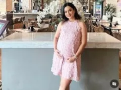 Diselingkuhi Suami saat Hamil, Tengku Dewi Putri: Masa Mudanya Belum Puas - GenPI.co
