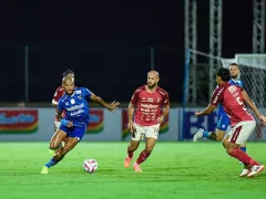 Tahan Imbang Bali United, Persib Bandung Main Pede Jelang Leg Kedua - GenPI.co JOGJA