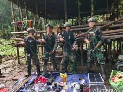 Pasukan TNI Kontak Tembak dengan OPM Maybrat di Hutan Aifat Selatan - GenPI.co JATIM