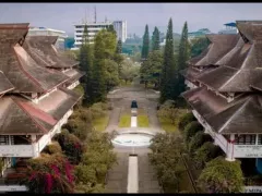 Mahasiswinya Ditangkap karena Meme Presiden, ITB Koordinasi Ikatan Orang Tua - GenPI.co JATIM