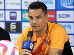 Jelang Akhir Musim, Persija Pilih Pecat Pelatih - GenPI.co