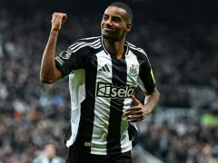 Newcastle United Menang Banyak, PSG Siap Tukar 3 Pemain untuk Alexander Isak - GenPI.co