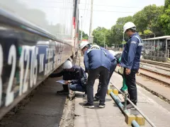 Demi Mudik Aman dan Nyaman, Daop 6 Lakukan Rampcheck dari Stasiun hingga Lokomotif - GenPI.co