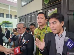 Ronny Talapessy: Serangan Terhadap Hasto Masif Setelah Jokowi Dipecat dari PDIP - GenPI.co