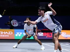 Fikri/Daniel Ukir Kejutan, Depak Unggulan Pertama Denmark di All England 2025 - GenPI.co