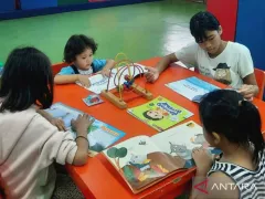 Asyik! Perpustakaan Jakarta Akan Buka hingga Pukul 23.00 - GenPI.co