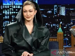 Gigi Hadid Pacaran dengan Bradley Cooper, Zayn Malik Gagal Balikan - GenPI.co JATIM