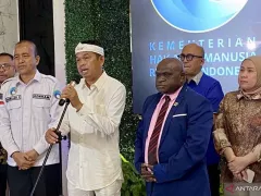 Dedi Mulyadi Tegas soal Pendidikan di Barak Militer, Sebut Ada Dokter Mendampingi - GenPI.co