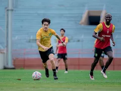 Paul Munster Ingin Persebaya Haus Gol saat Lawan Semen Padang - GenPI.co