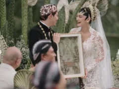 Anak Luna Maya dan Maxime Bouttier Diprediksi Laki-Laki - GenPI.co KALTIM