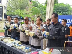 Antar 22 Kg Sabu-Sabu Terbungkus Teh Naik Motor di Medan, Residivis Diciduk - GenPI.co KALBAR