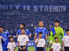 4 Pemain Kunci Persib Bandung Absen, Hodak Siapkan Alternatif - GenPI.co KALTIM
