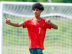 Tim Pencari Bakat Manchester United Pantau Perkembangan Cristiano Ronaldo Jr - GenPI.co JATIM
