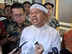 Dedi Mulyadi Ogah Ambil Pusing, Uang Bonus Persib Akan Dipakai untuk Bantuan - GenPI.co JOGJA