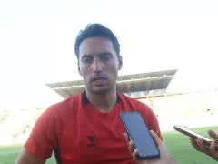 Bertahan di Persik, Ezra Walian Ingin Bawa Tim Lebih Berprestasi - GenPI.co KALBAR