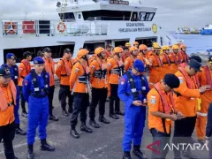 Tim SAR Perluas Pencarian Korban KMP Tunu hingga Malam Hari - GenPI.co JABAR