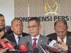 DPR RI Jamin Tak Bahas Revisi UU MK Seusai Putusan Pemisahan Pemilu - GenPI.co