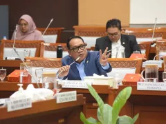 DPR RI Pertanyakan Kesiapan BP Haji di Daerah, Jelang Pelimpahan Kewenangan - GenPI.co JOGJA