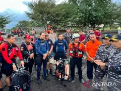 Pencarian Korban KMP Tunu Terkendala Arus Laut, Penyelaman Baru Capai 12 Meter - GenPI.co JATIM
