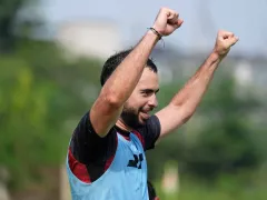 Mauricio Souza Percaya Jordi Amat Tak Akan Kesulitan Adaptasi di Persija - GenPI.co JATIM