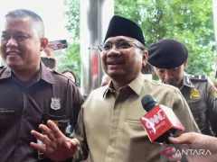 Rumah Mantan Menag Yaqut Digeledah, KPK Sebut Cari Bukti Kasus Korupsi Haji - GenPI.co KALTIM