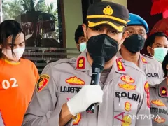 Waria Manado Jahati Bule di Kuta Bali, Polisi Bergeleng - GenPI.co