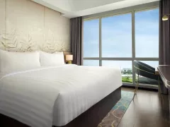 Hotel Murah Bintang 4 di Tangerang: Lokasi Staregis, Kamar Bersih - GenPI.co JATIM