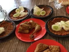 Rekomendasi Restoran Halal di Kota Tangerang: RM Pondok Lauk - GenPI.co