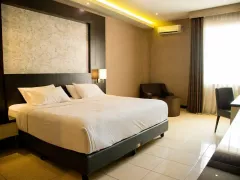 5 Rekomendasi Hotel di Tegal, Tarif Promo Mulai Rp 300.000/Malam - GenPI.co