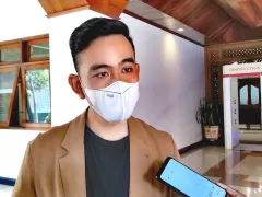 Soal Penetapan UMK Solo 2023, Gibran Tunggu Daerah Lain - GenPI.co