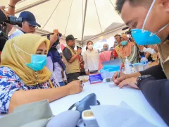 Srikandi BRI dan BUMN Percepat Pemulihan Korban Gempa Cianjur - GenPI.co